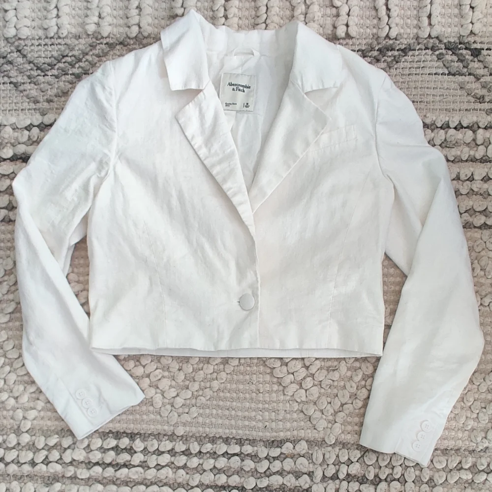 Abercrombie & Fitch Linen Blend Cropped Blazer In White Size Medium - Picture 3 of 7